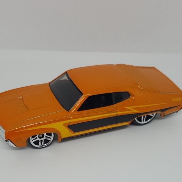 Set of 2 Ford Torino 1970 and 1972 Hot Wheels Vintage Diecast - Picture 7 of 10